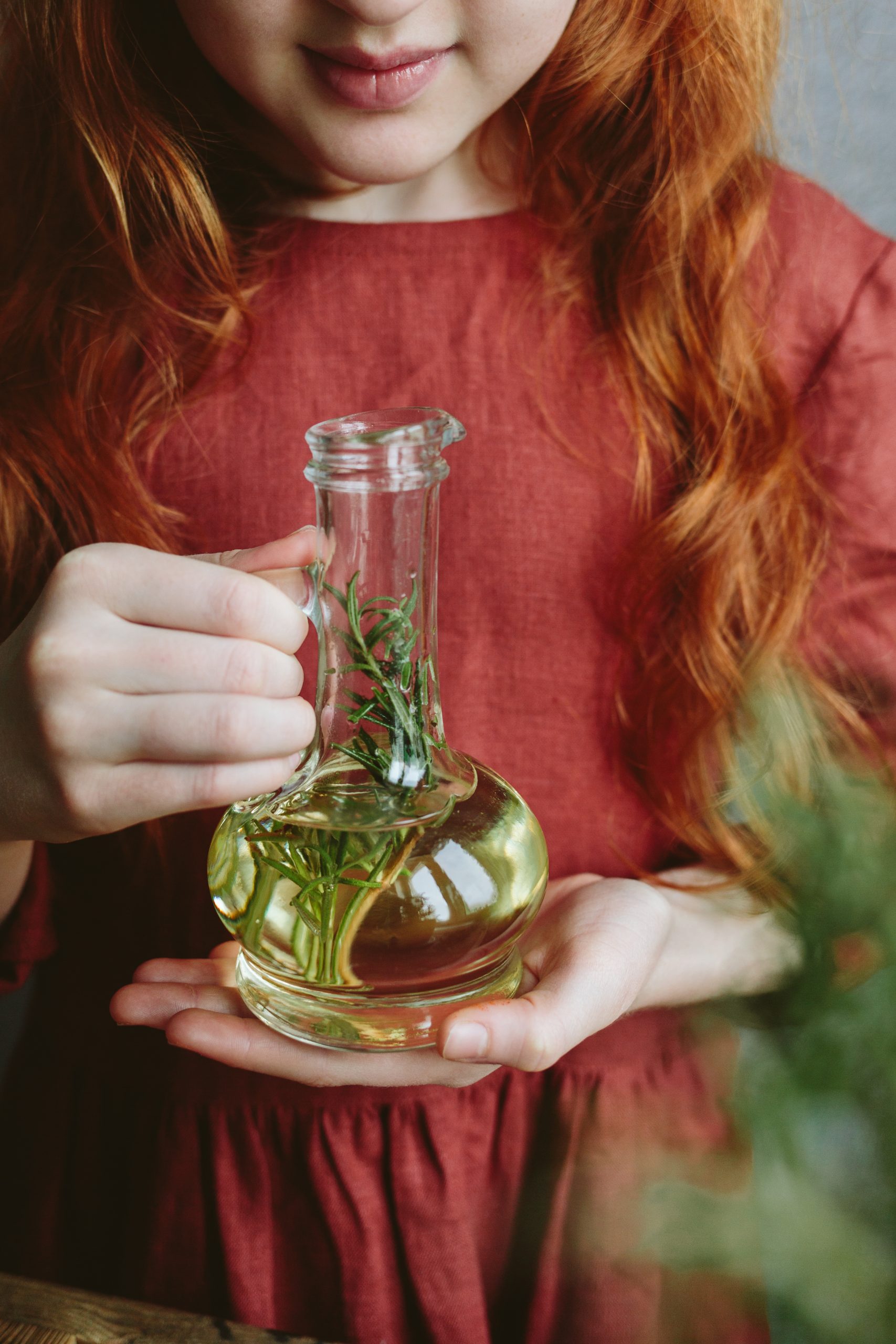 bottle-of-vegetable-oil-2022-03-07-22-04-52-utc